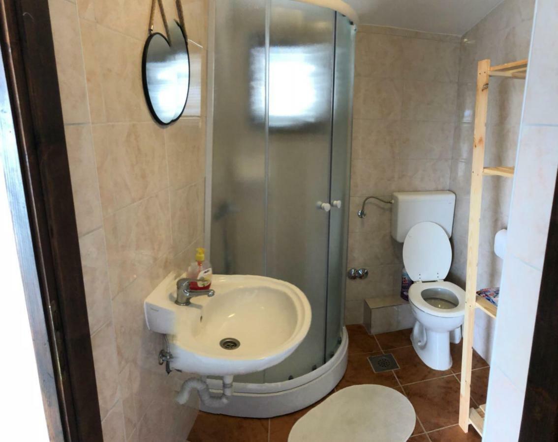 Apartman Zidak วีร์ ภายนอก รูปภาพ